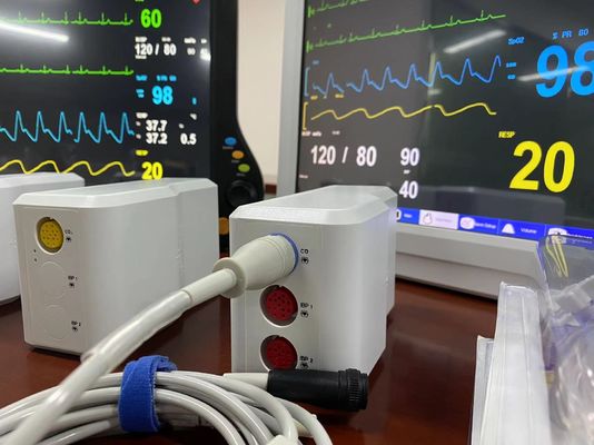 Ιατρικό ασθενοφόρο Βιολογικά σημάδια Παρακολούθηση Πολυγλωσσική με 15 ιντσών οθόνη OEM