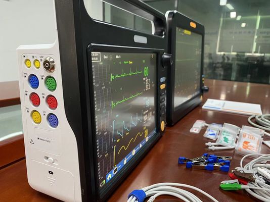 Πολυπαραμετρικός Κτηνιατρικός Χειρουργικός Παρατηρητής Πολυγλωσσικός Για Ασθενή Πετροειδή