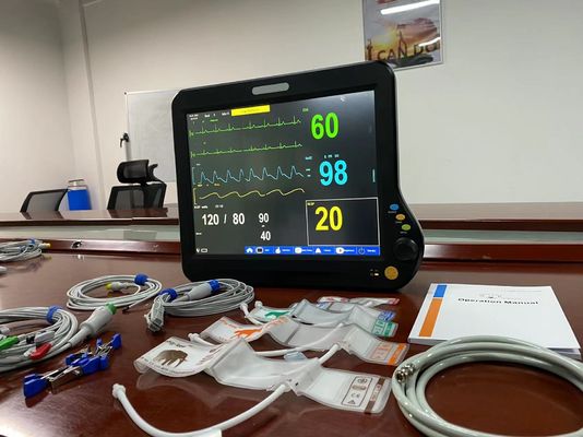 Χειρουργικός μετρητής καρδιακού ρυθμού για κτηνιατρική χρήση 15 ιντσών με ΗΚΓ NIBP SPO2