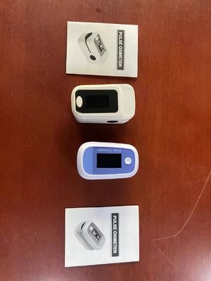 Ιατρικός σφυγμός Oximeter άκρων δακτύλου OLED φορητό για τον έλεγχο δημόσιων σχέσεων SPOR, όργανο ελέγχου οξυγόνου αίματος