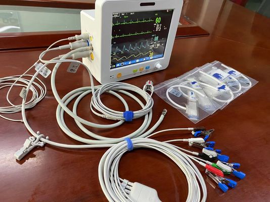 Φορητό κτηνιατρικό υπομονετικό όργανο ελέγχου οθόνης TFT LCD με Temp ECG SPO2 NIBP τη μέτρηση