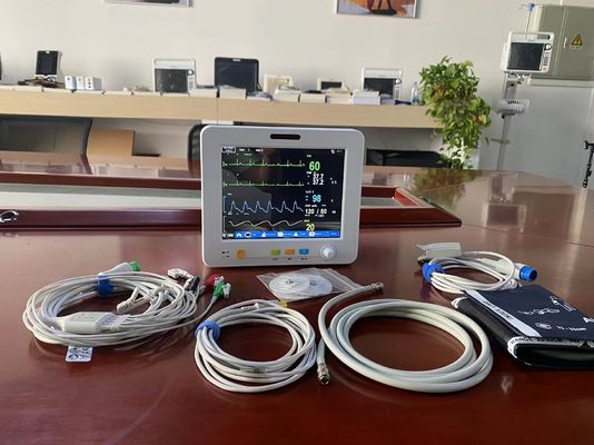 Ελαφρύ φορητό υπομονετικό όργανο ελέγχου 8,4 ίντσας, Temp ECG SPO2 NIBP ζωτικής σημασίας όργανα ελέγχου σημαδιών